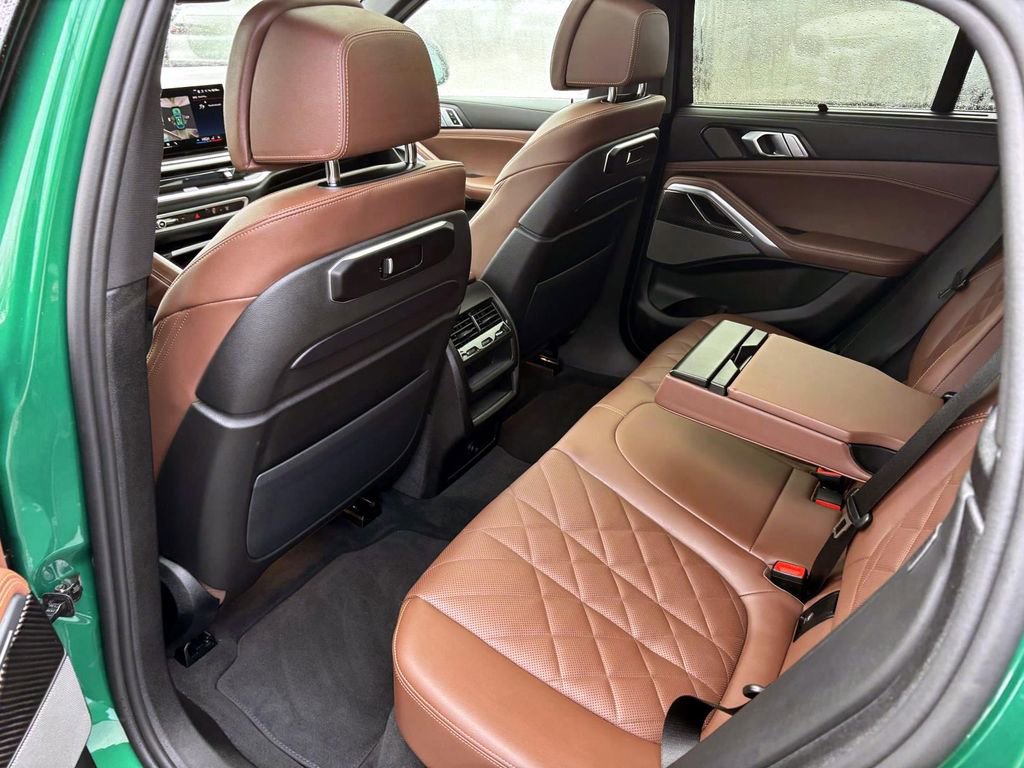 Certified 2025 BMW X6 M60i image 28