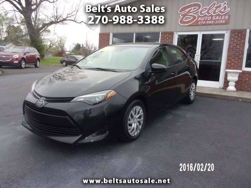 Used 2018 Toyota Corolla LE image 1