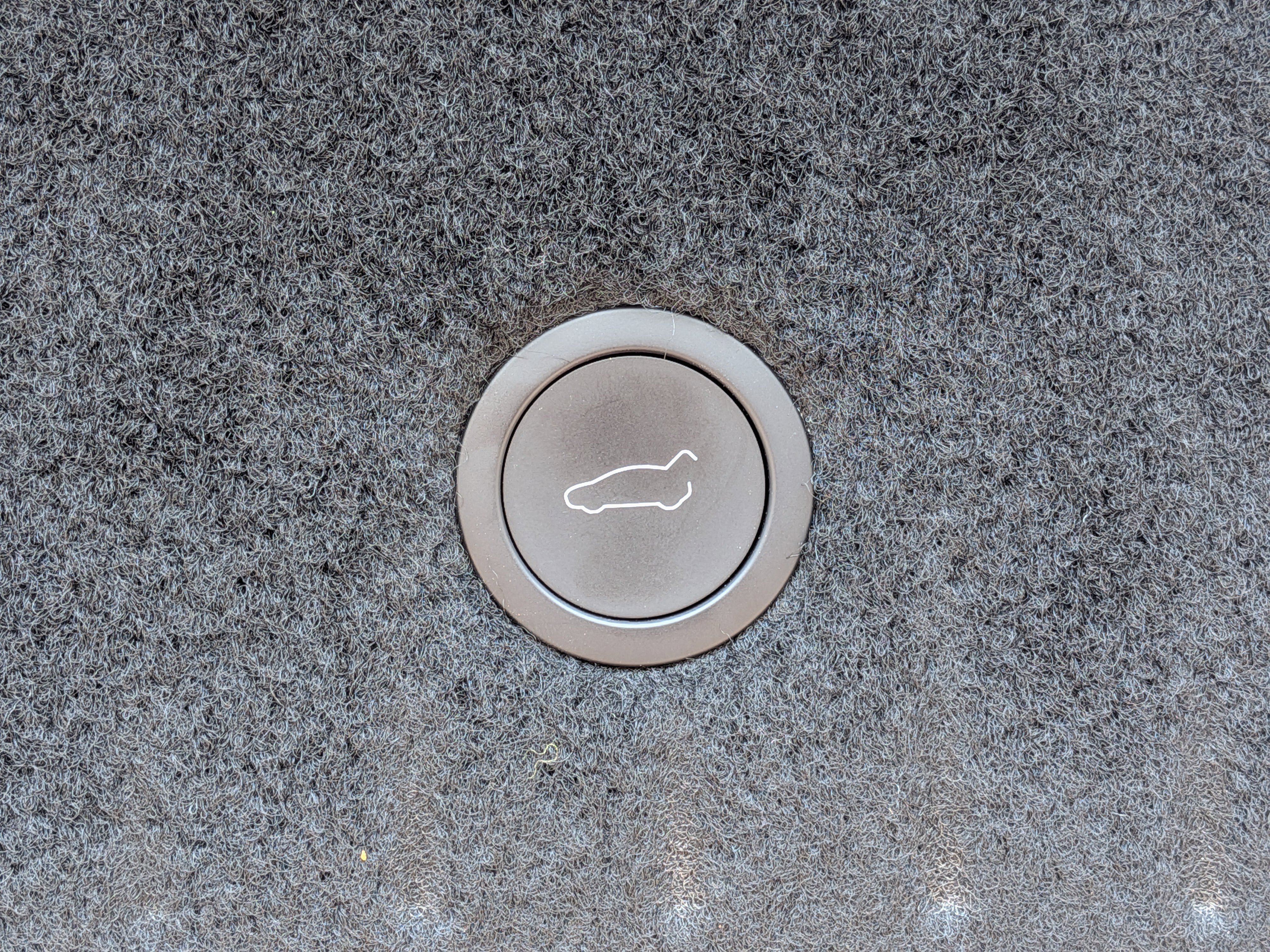 Used 2022 Tesla Model S Plaid image 14