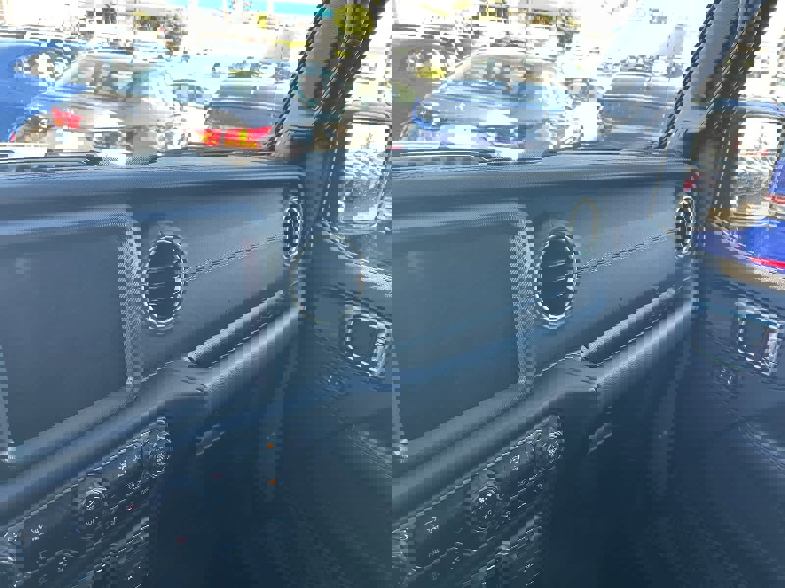 Used 2023 Jeep Wrangler Sahara w/ Safety Group image 44