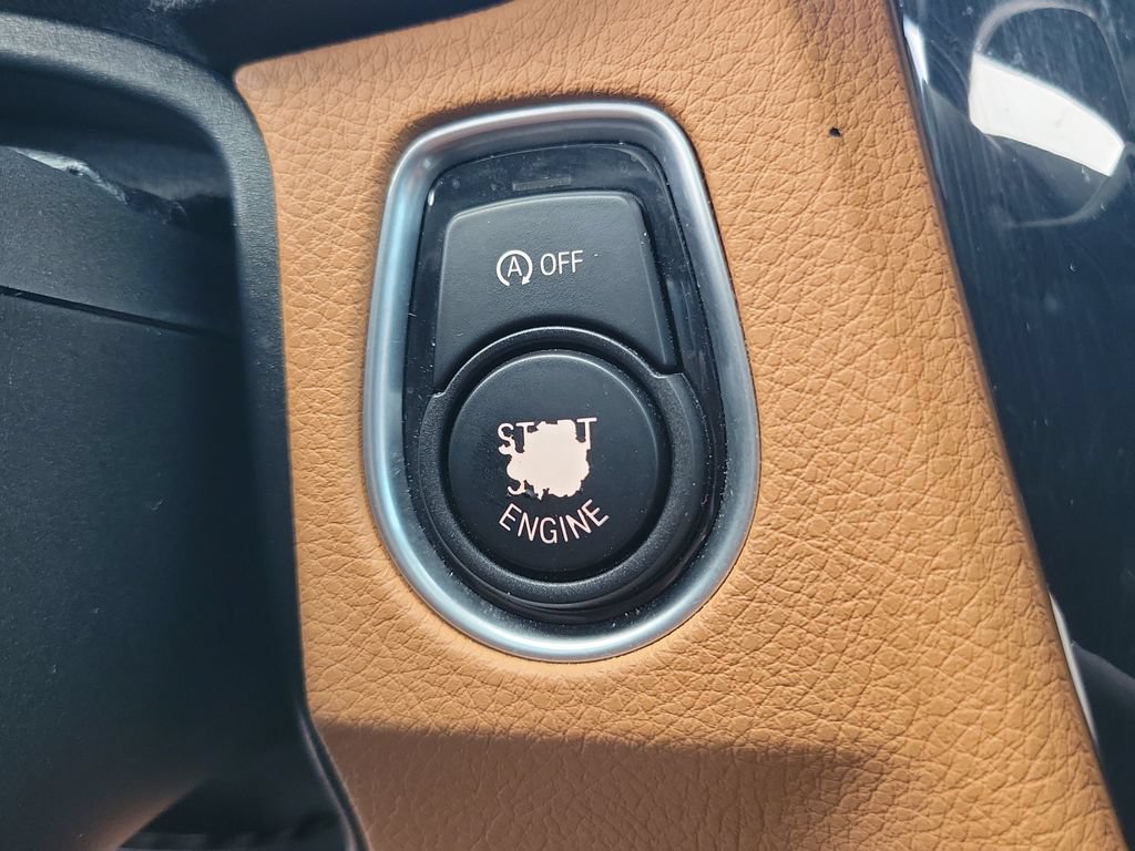 Used 2018 BMW 340i xDrive Sedan AWD/4WD image 33