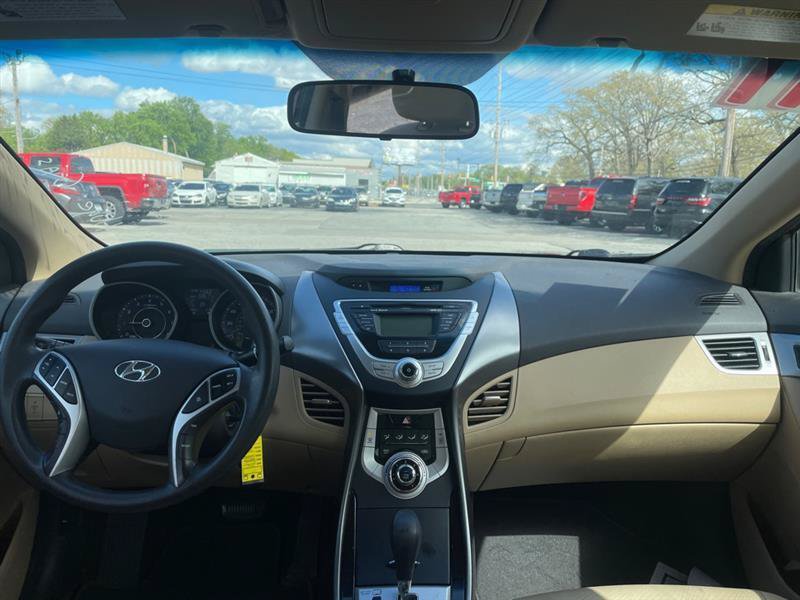 Used 2011 Hyundai Elantra GLS w/ Preferred Equipment Pkg 3 FWD image 9