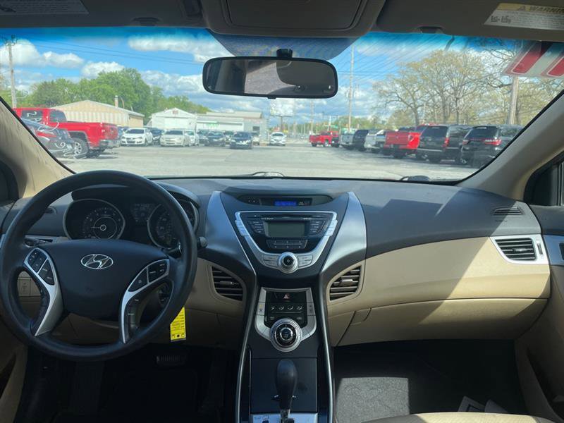 Used 2011 Hyundai Elantra GLS w/ Preferred Equipment Pkg 3 FWD image 9