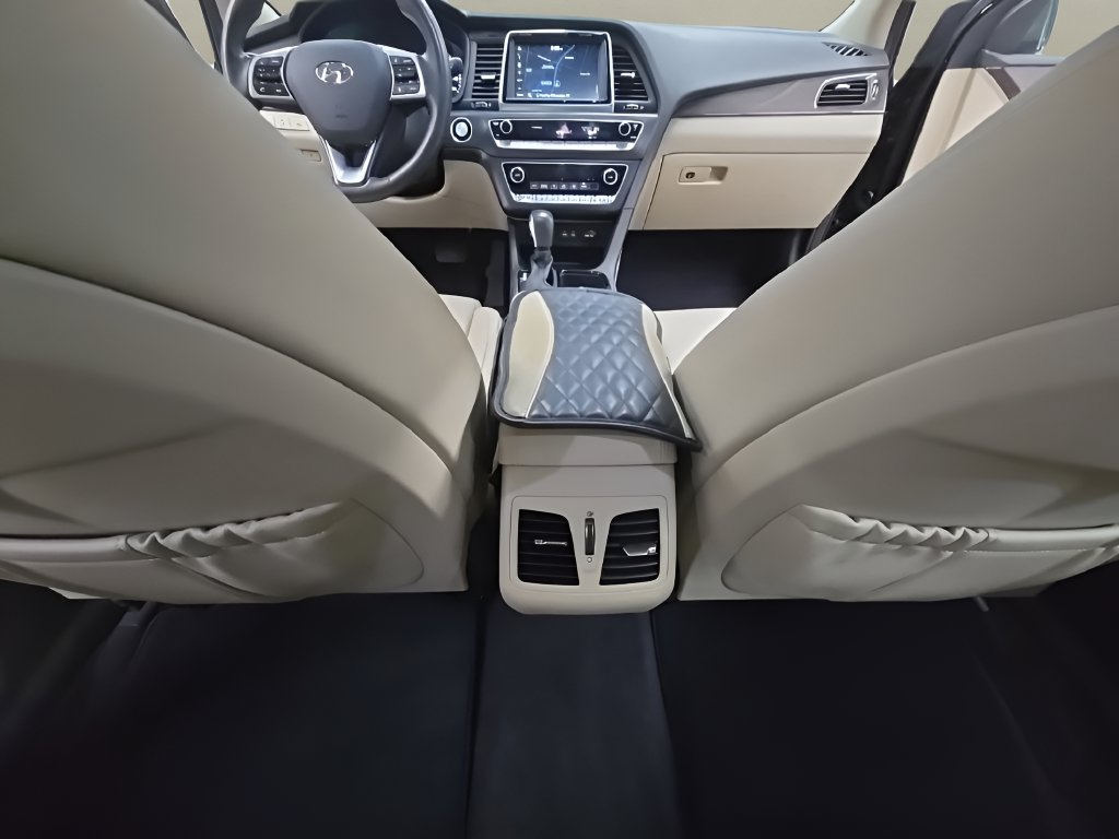 Used 2019 Hyundai Sonata Limited w/ Ultimate Package 02 FWD image 28