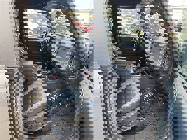 Used 2024 Ford Bronco Outer Banks image 4