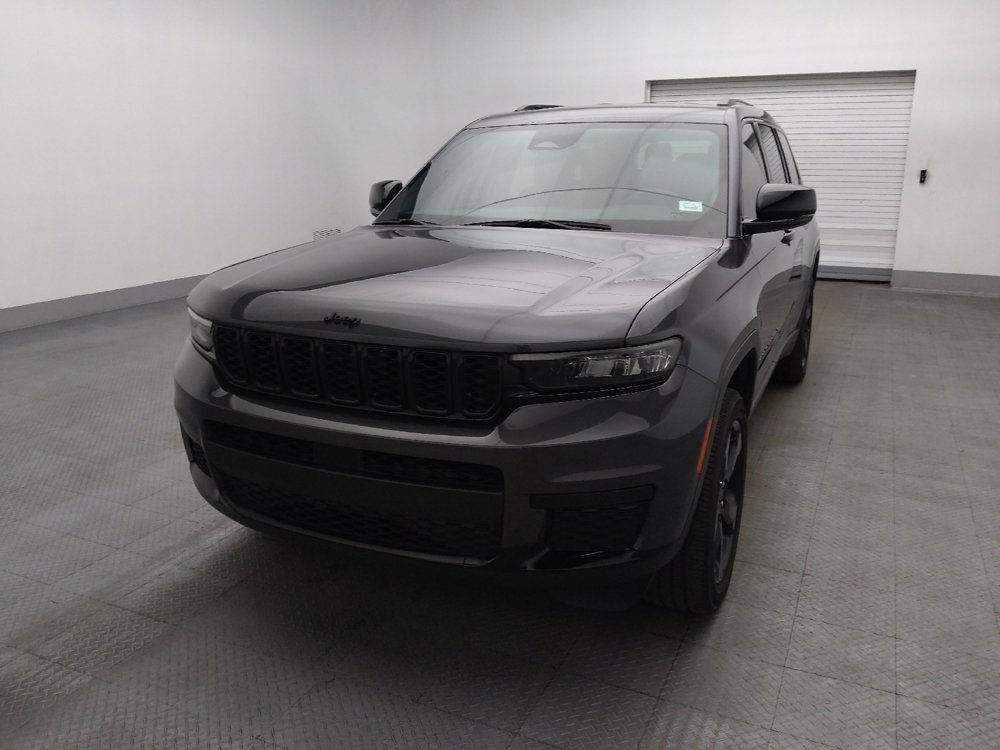 Used 2023 Jeep Grand Cherokee L Laredo RWD image 15