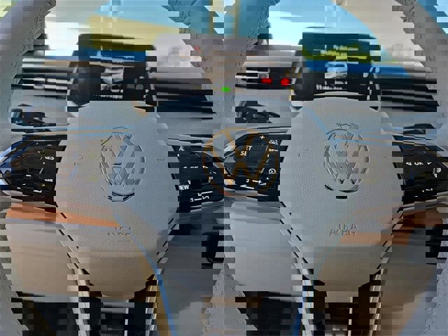 New 2025 Volkswagen ID. Buzz Pro S Plus image 17
