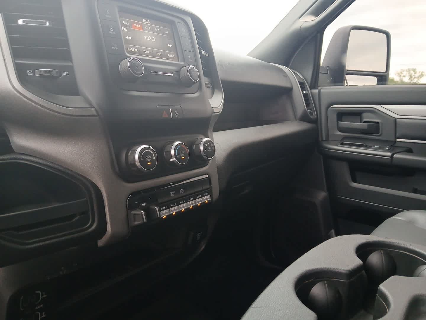 Used 2024 RAM 3500 Tradesman w/ Chrome Appearance Group AWD/4WD image 50