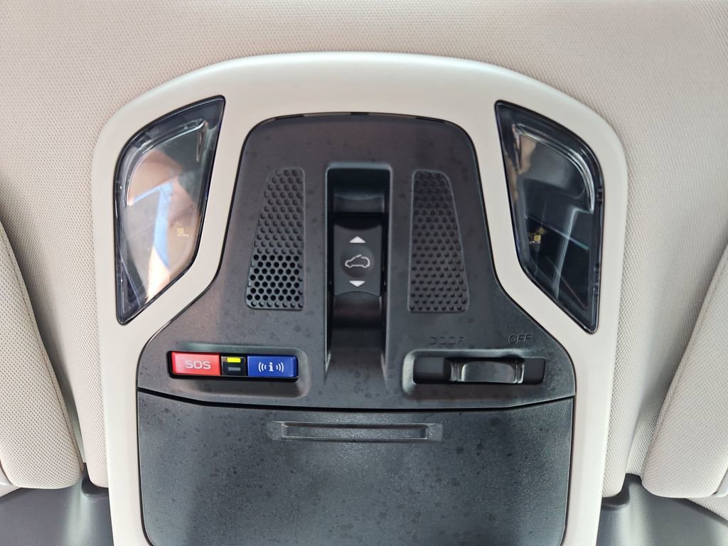 Used 2025 Subaru Outback Premium w/ Popular Package #1A image 22