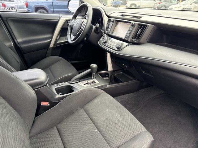 Used 2017 Toyota RAV4 XLE image 19
