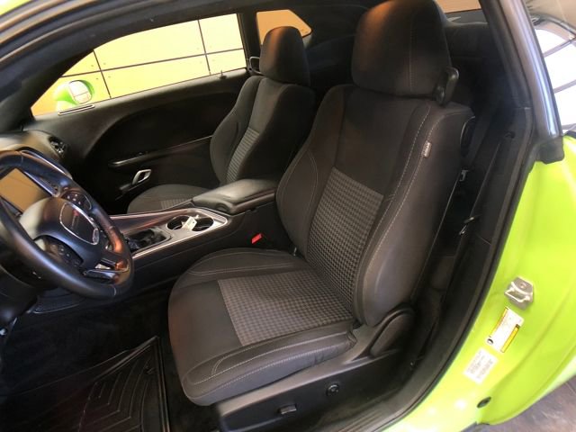 Used 2015 Dodge Challenger R/T w/ Quick Order Package 22B R/T image 10