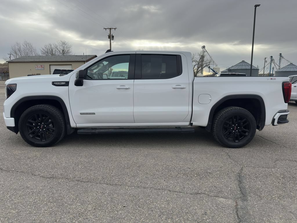 Used 2025 GMC Sierra 1500 Elevation w/ Preferred Package AWD/4WD image 4