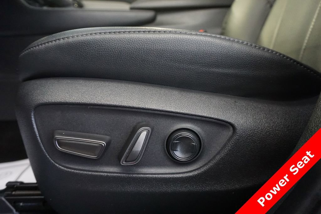 Used 2024 Toyota Grand Highlander Limited image 8