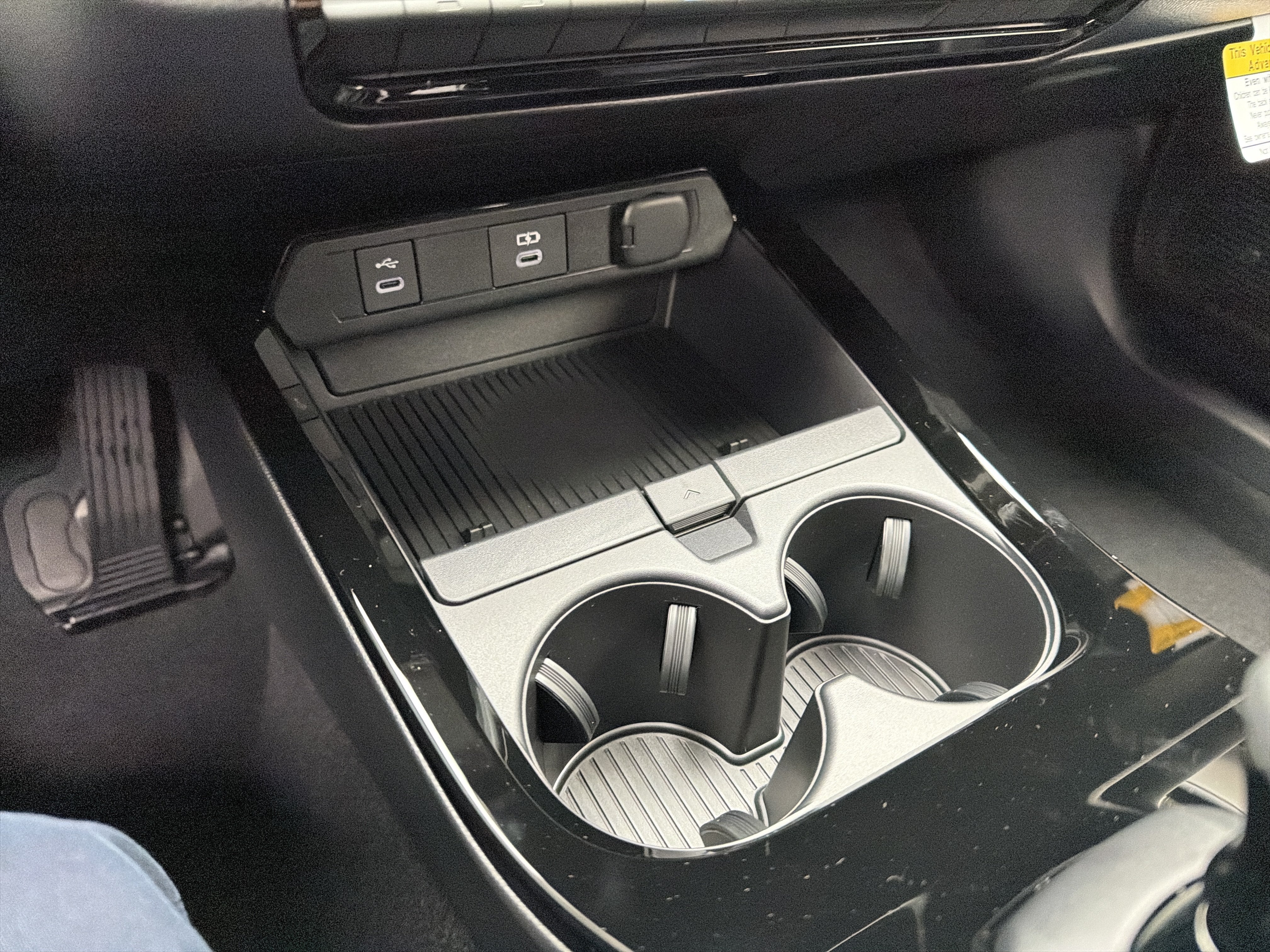 New 2027 Toyota Prius Plug-In Hybrid w/ Limited Premium Package FWD image 19
