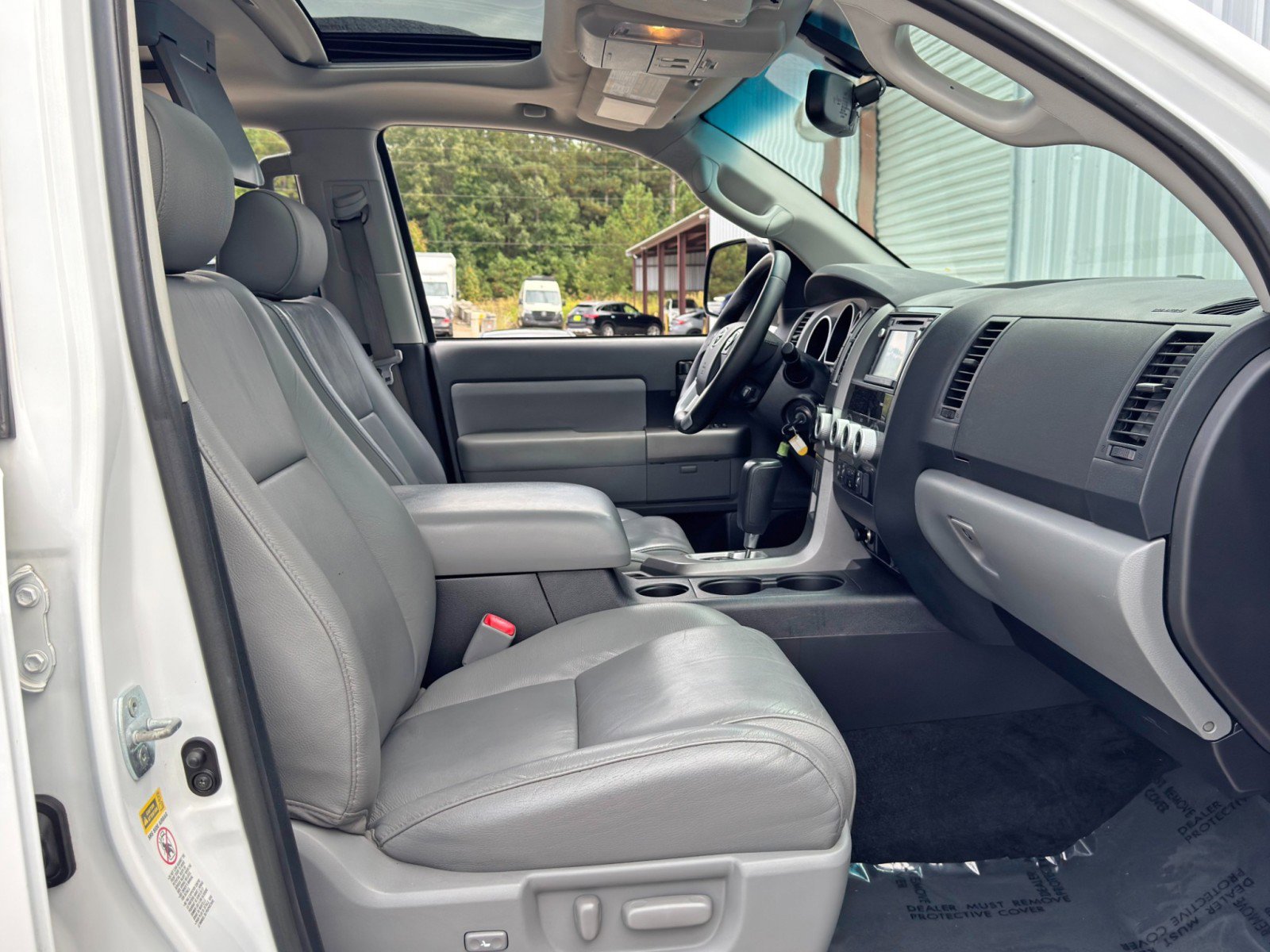 Used 2016 Toyota Sequoia SR5 image 13