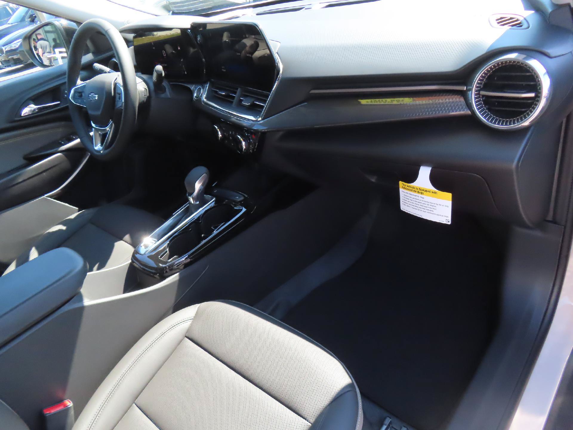 New 2026 Chevrolet Trax ACTIV w/ Driver Confidence Package FWD image 45