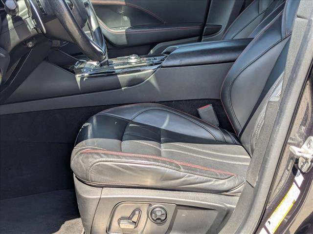 Used 2017 Maserati Levante w/ Sport Package image 15