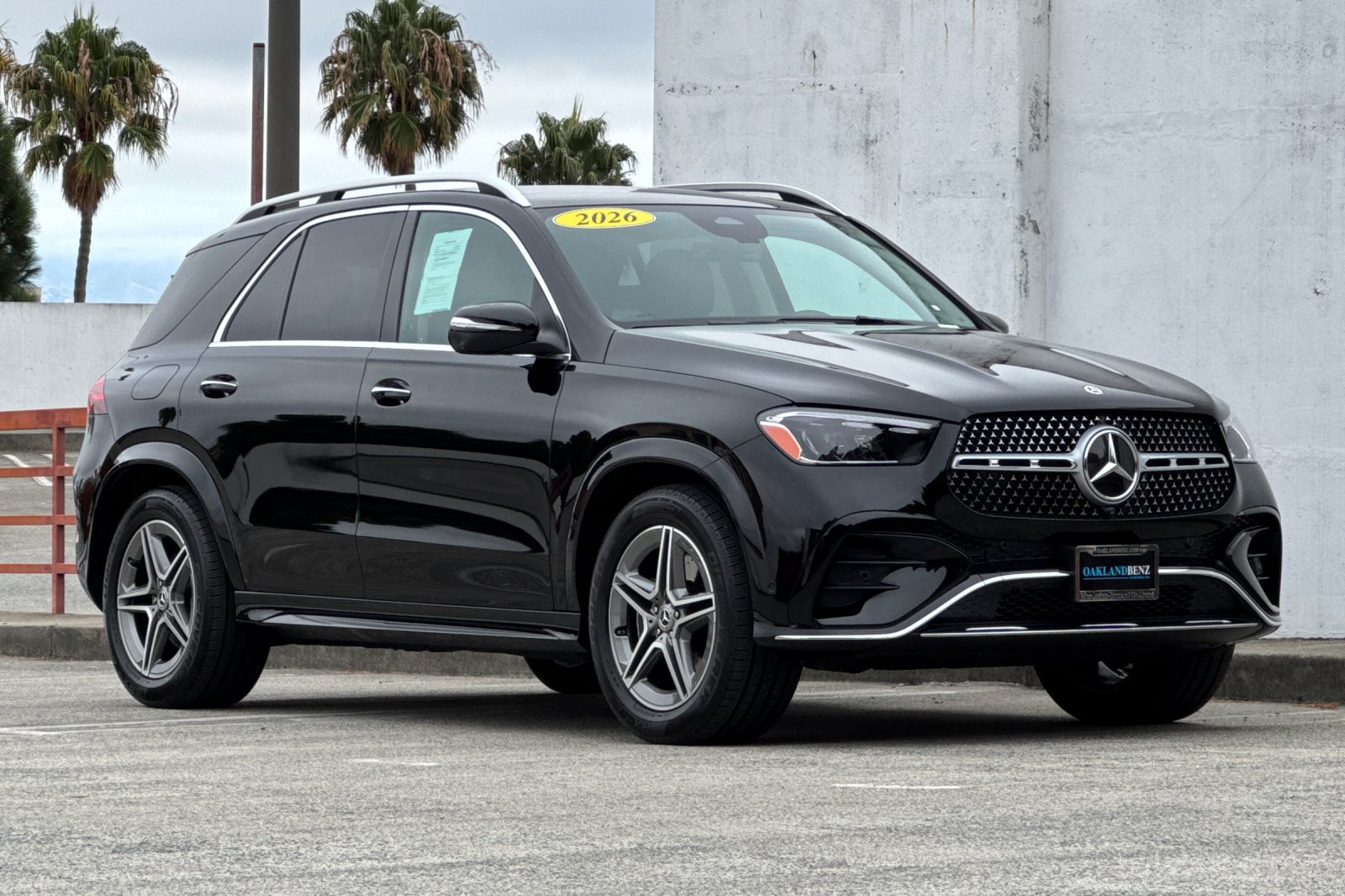 Used 2026 Mercedes-Benz GLE 450 4MATIC image 2