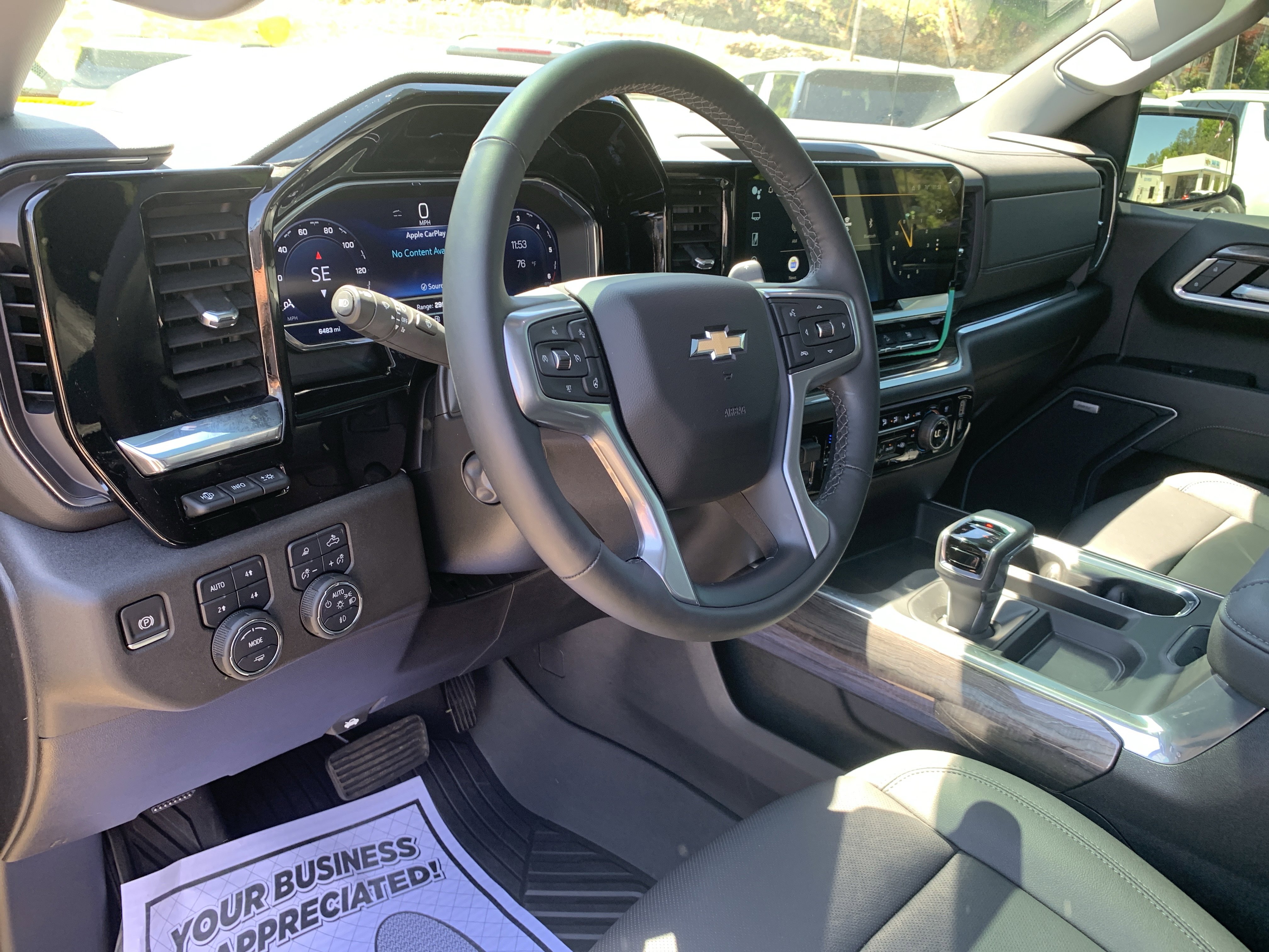 Used 2024 Chevrolet Silverado 1500 LTZ w/ LTZ Premium Package AWD/4WD image 27