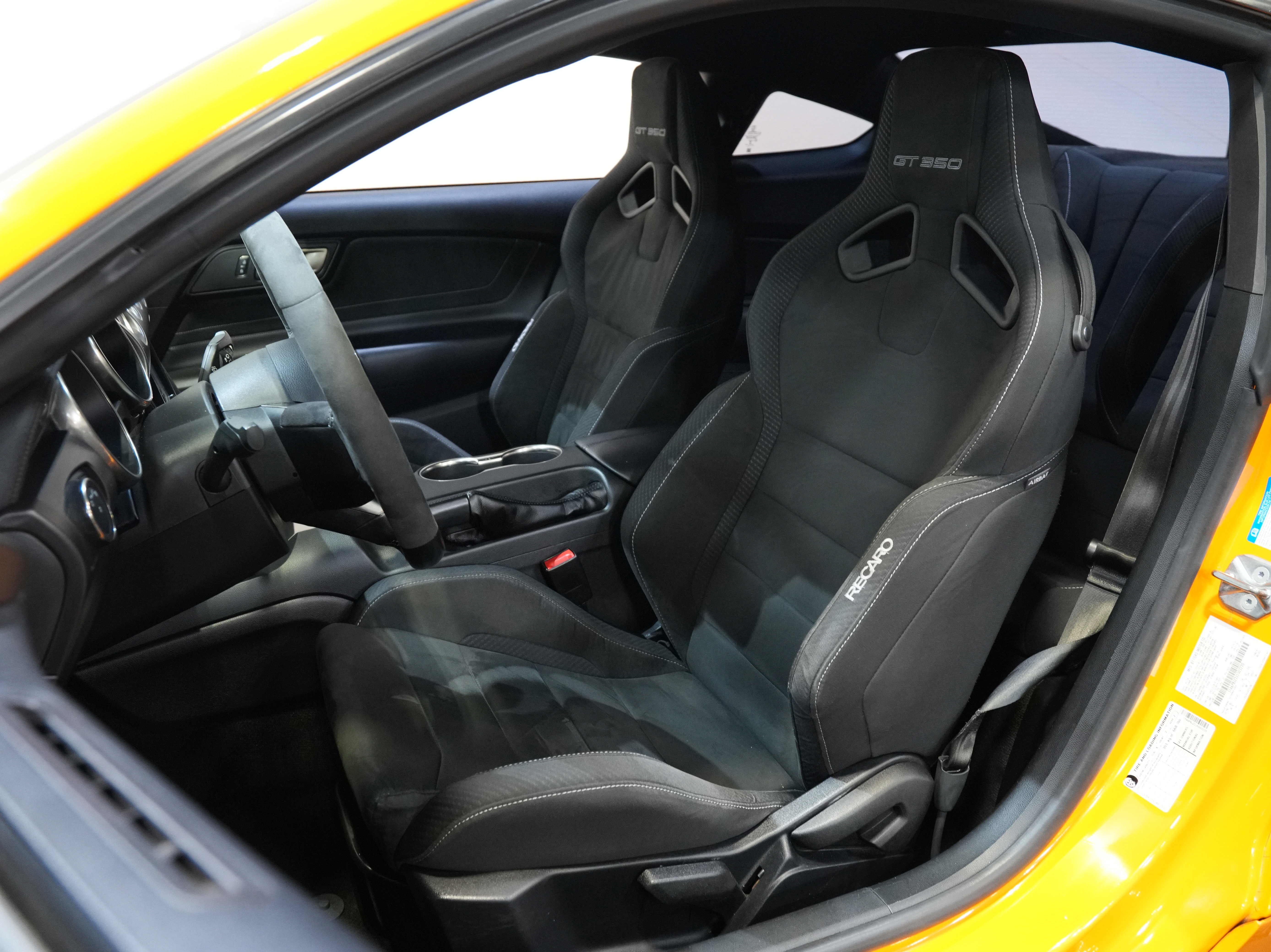 Used 2018 Ford Mustang Shelby GT350 image 27