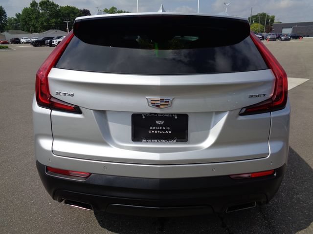 Used 2021 Cadillac XT4 Luxury w/ Cold Weather Package FWD image 7