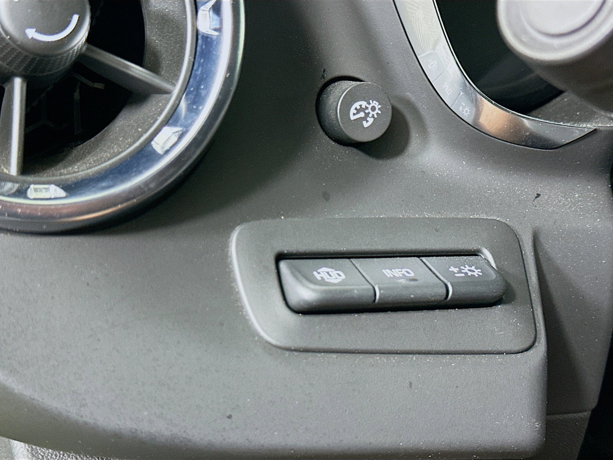 Used 2021 Chevrolet Camaro SS RWD image 17