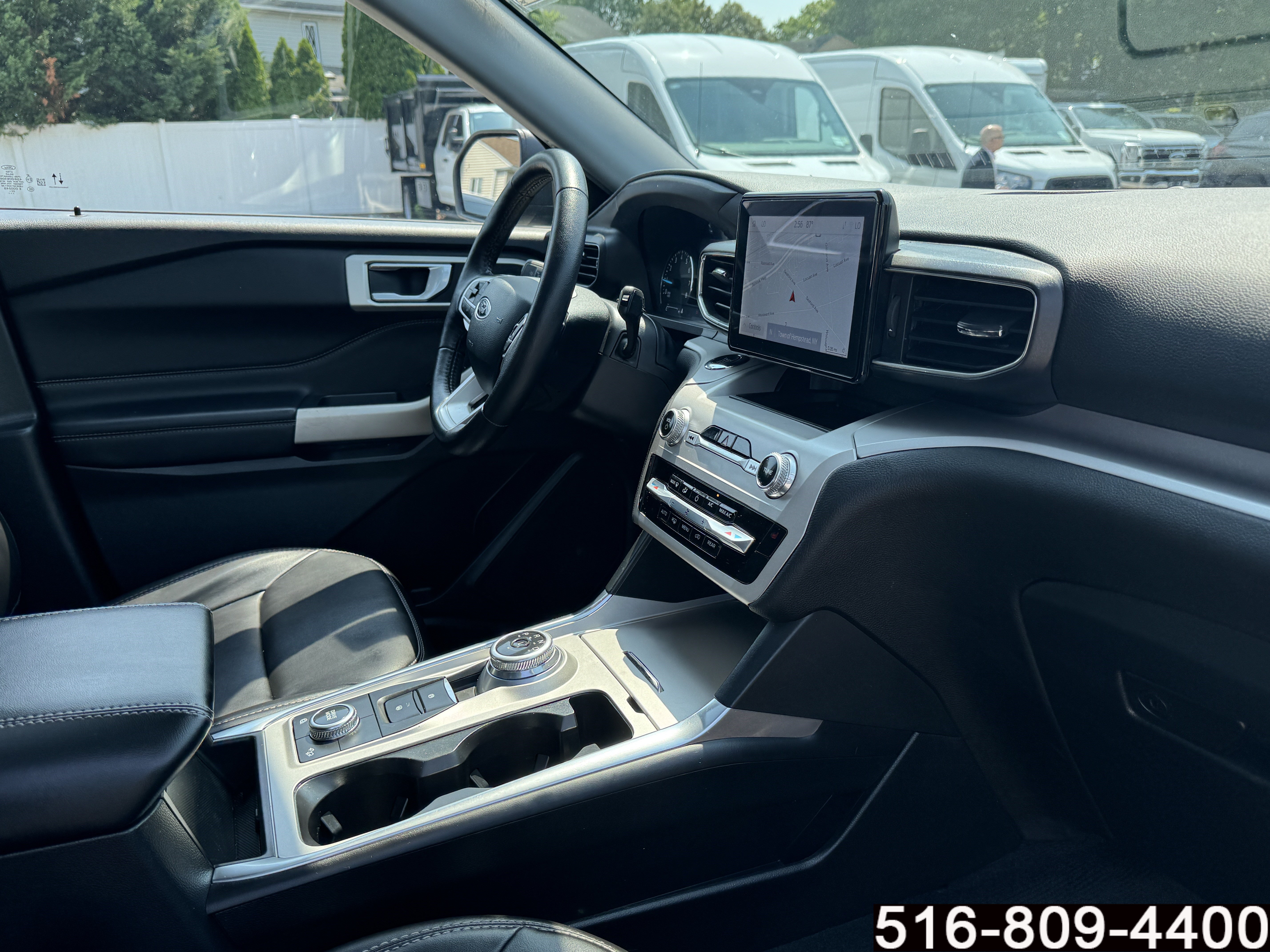 Used 2023 Ford Explorer XLT w/ Equipment Group 202A AWD/4WD image 30