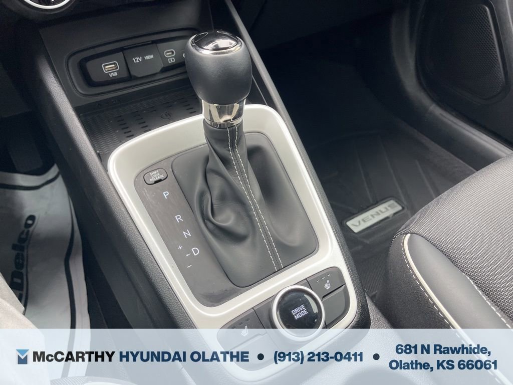 Certified 2024 Hyundai Venue Limited image 11