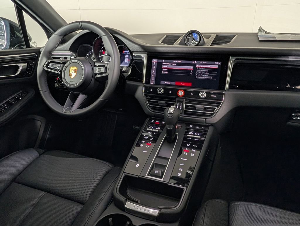 New 2026 Porsche Macan image 22