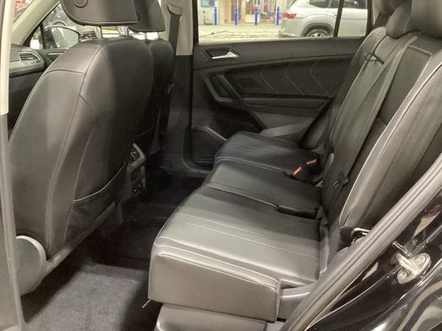 Used 2022 Volkswagen Tiguan SE image 19