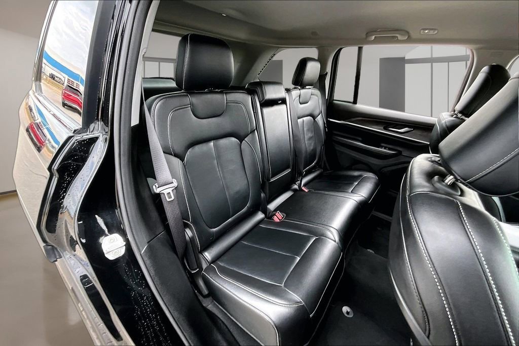 Used 2020 Jeep Grand Cherokee High Altitude AWD/4WD image 26