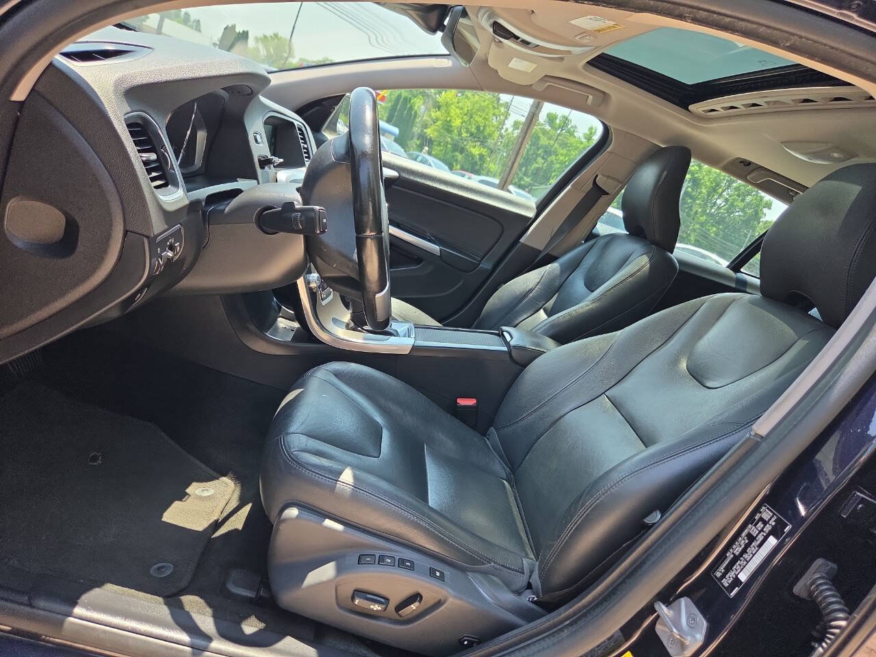 Used 2016 Volvo V60 T5 Premier AWD/4WD image 15