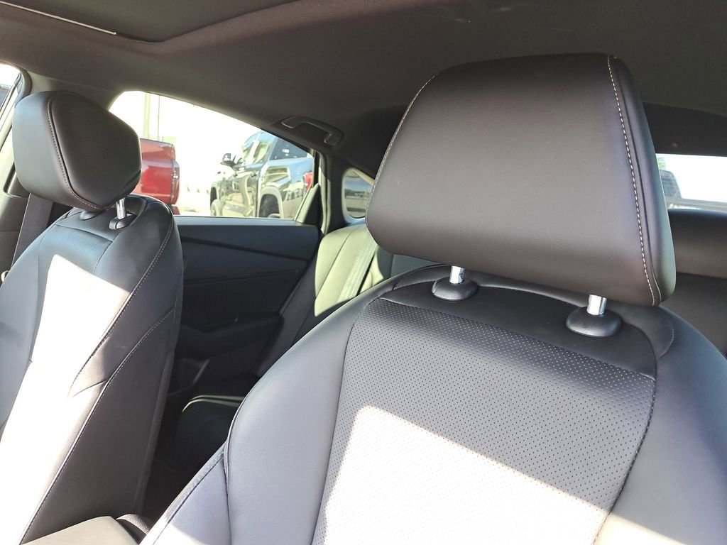 Used 2023 Honda Accord Sport image 15