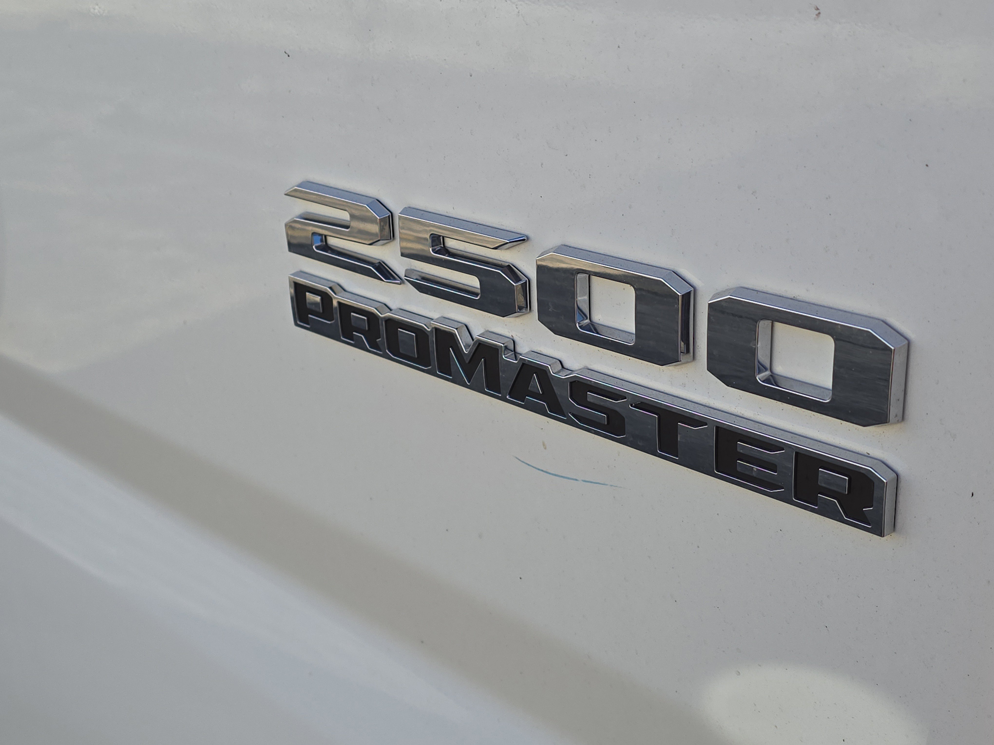 Used 2025 RAM ProMaster 2500 w/ Premium Convenience Group FWD image 6