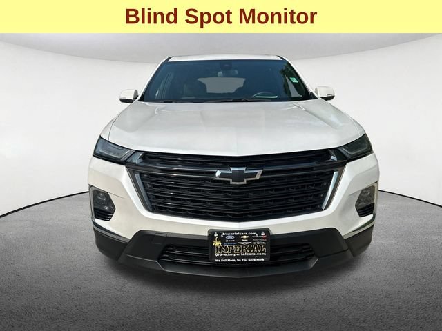 Used 2023 Chevrolet Traverse LT w/ Midnight/Sport Edition AWD/4WD image 4