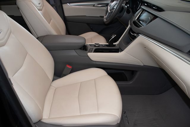 Used 2020 Cadillac XT5 Premium Luxury AWD/4WD image 10