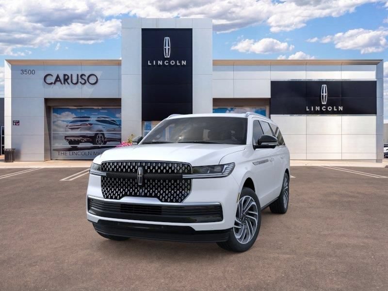 New 2026 Lincoln Navigator Reserve AWD/4WD image 2