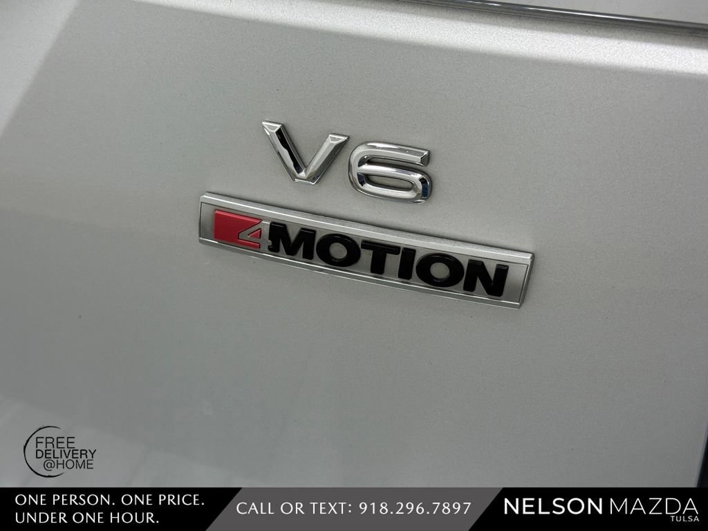 Used 2018 Volkswagen Atlas SEL Premium AWD/4WD image 16