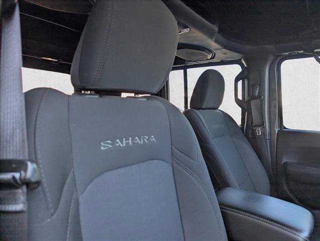Used 2018 Jeep Wrangler Unlimited Sahara image 26