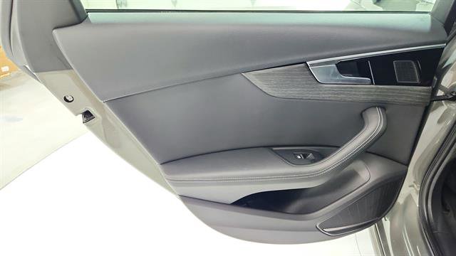 Used 2023 Audi A4 2.0T Premium Plus image 22