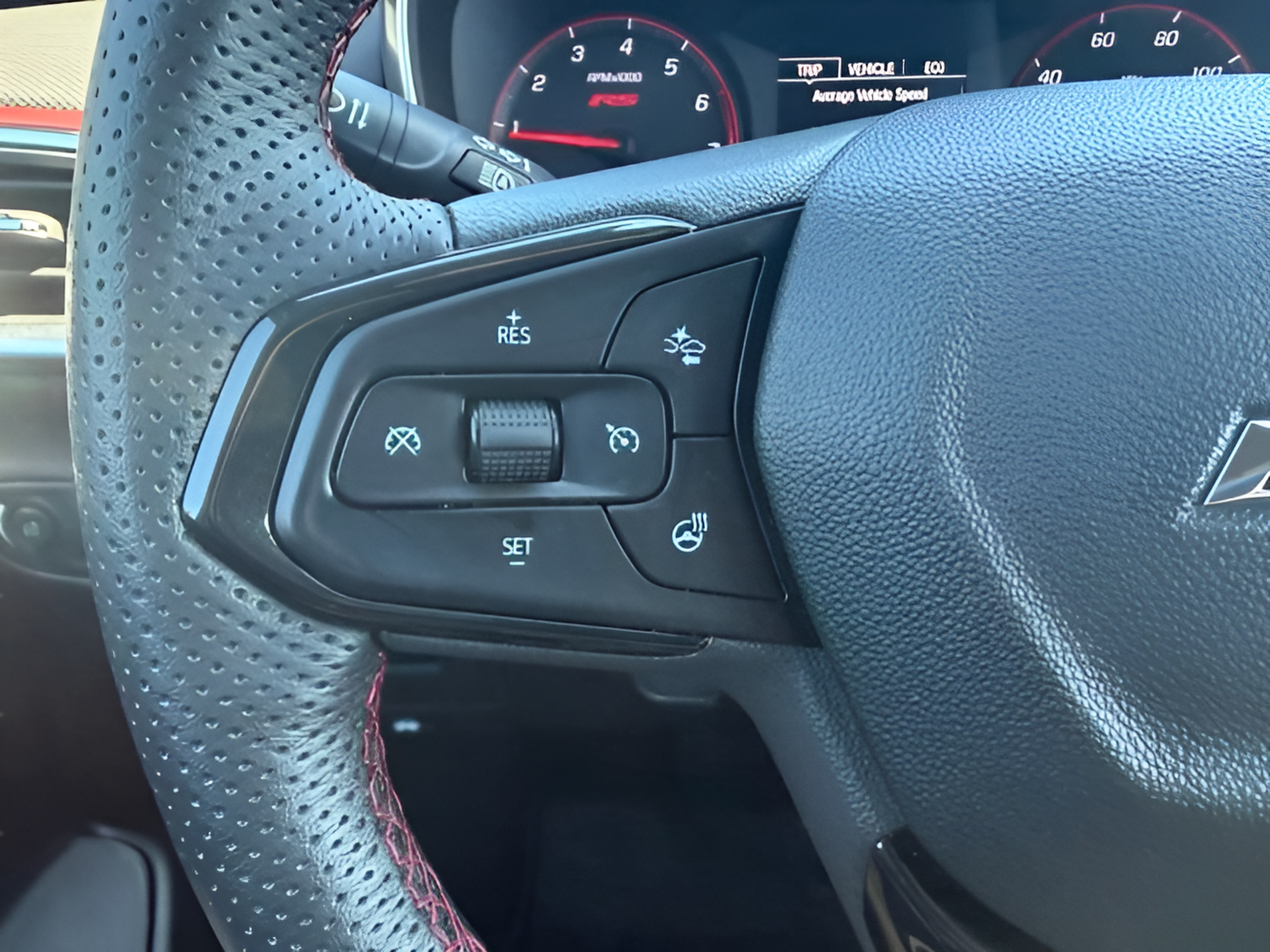 Used 2023 Chevrolet TrailBlazer RS FWD image 13