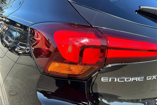 Used 2021 Buick Encore GX Select image 23