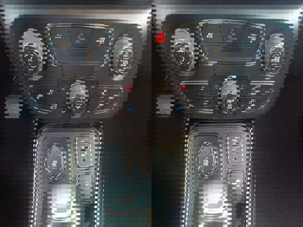 Used 2021 Jeep Compass Latitude image 18