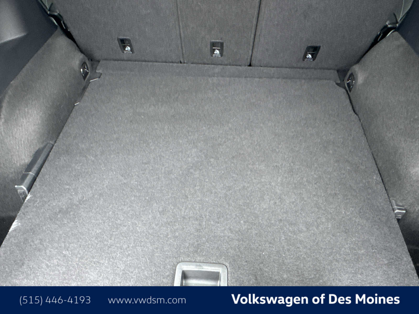 Used 2024 Volkswagen Tiguan SE R-Line image 19