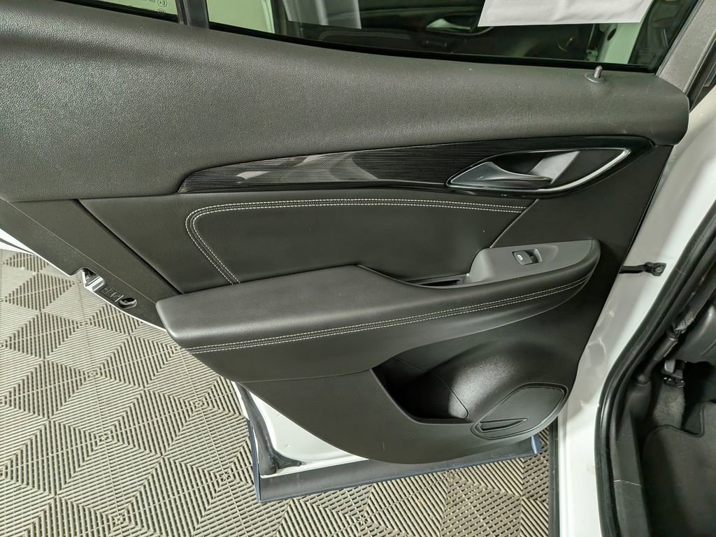 Used 2023 Buick Envision Essence w/ Sport Touring Package image 33