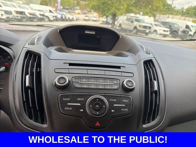 Used 2017 Ford Escape SE w/ SE Cold Weather Package FWD image 24