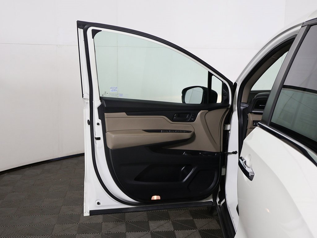 Used 2018 Honda Odyssey EX-L image 18