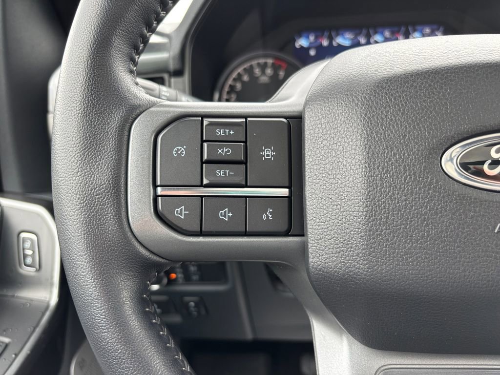 Used 2022 Ford F150 XLT w/ Equipment Group 302A High AWD/4WD image 16