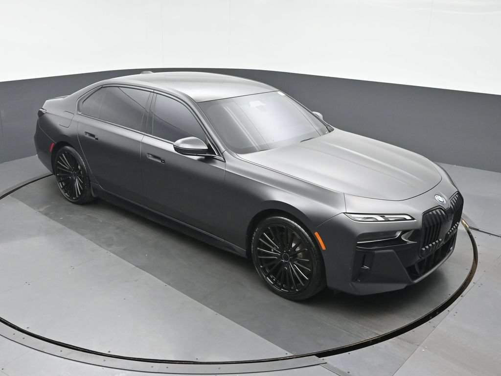 Used 2023 BMW i7 xDrive60 AWD/4WD image 37