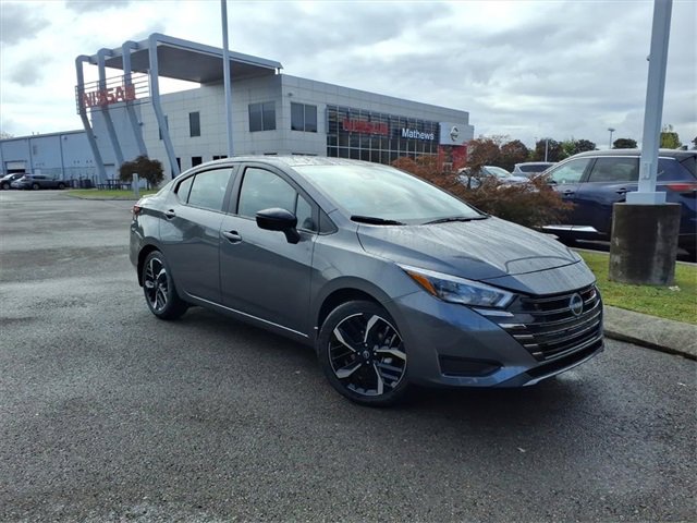 New 2025 Nissan Versa SR